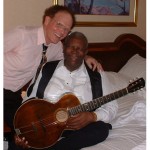 DENNIS CHANDLER BRINGS BB KING ANOTHER GUITAR TO JO SYTLE